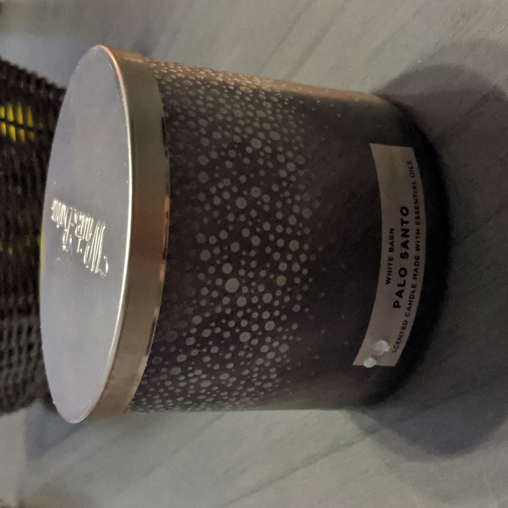 Bath and body works candle